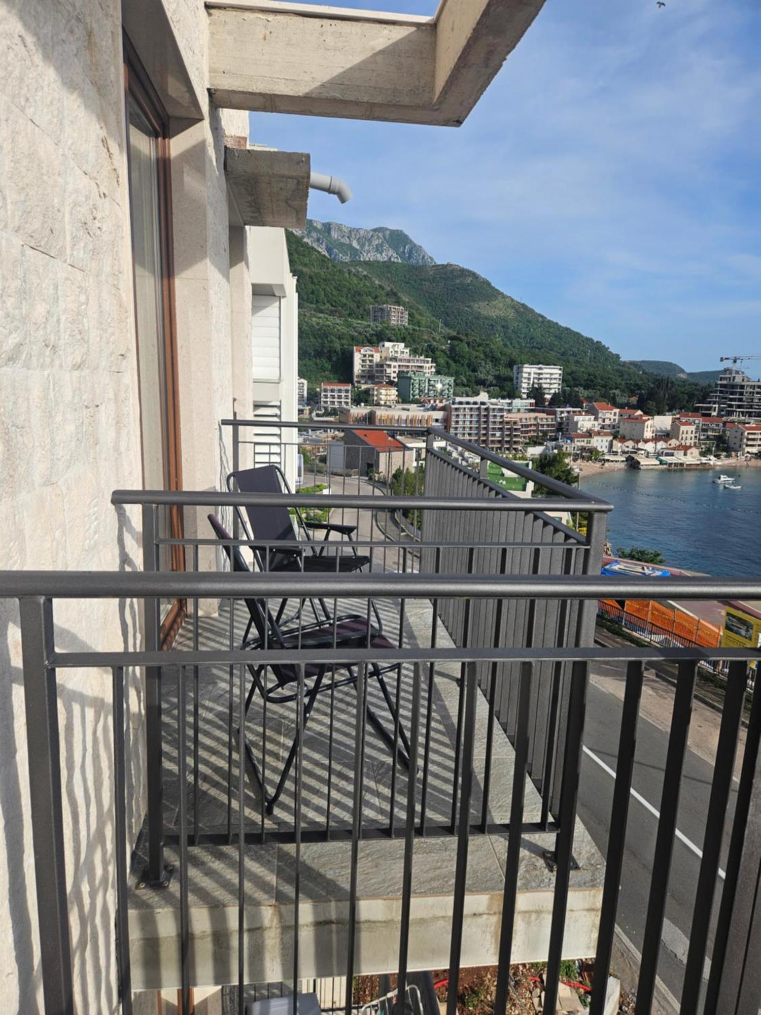 Niki Apartments Przno Свети-Стефан Экстерьер фото